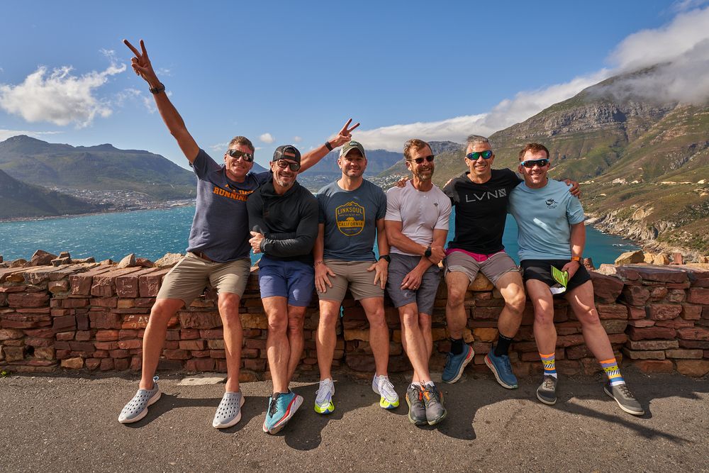 7X runners above Cape Town